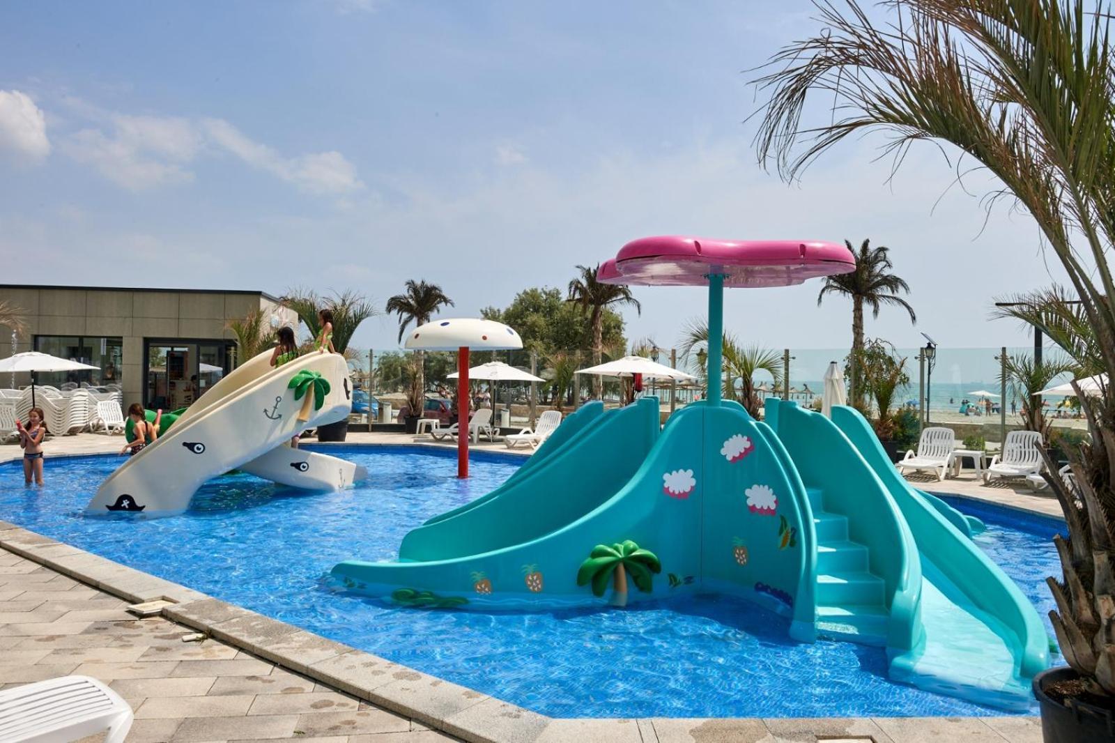 Evelyn'S Apartment Spa&Pool Beach Resort مامايا المظهر الخارجي الصورة